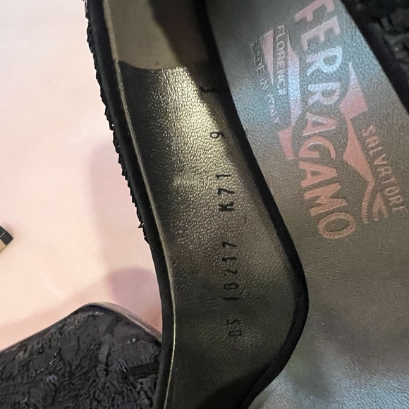 Salvatore Ferragamo Peep Toe Pumps - Picture 2 of 5